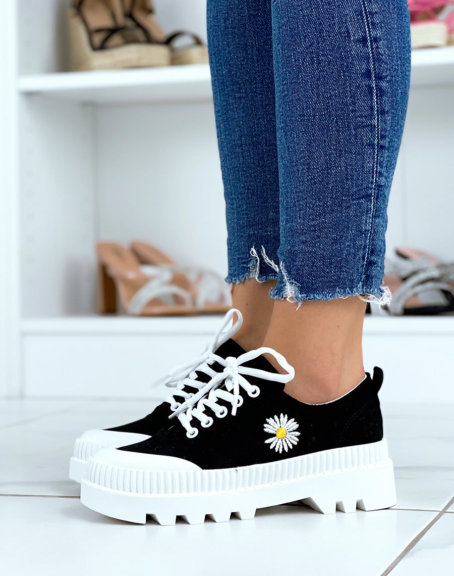 Baskets en tissu noires à pâquerette et semelle épaisse