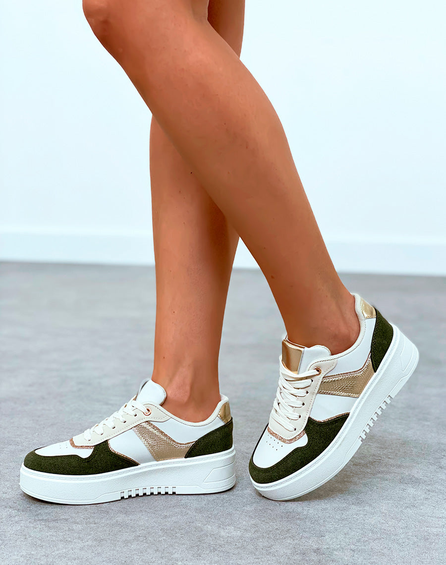 Baskets femme bi-couleurs vert kaki à empiècements et détail dorée