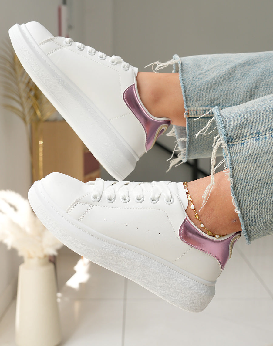 Baskets femme blanches tendance avec empiècement rose irisé et détail cœur doré