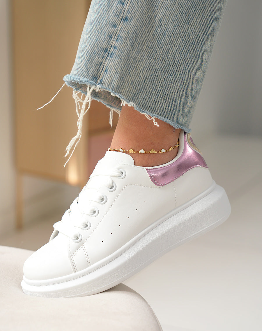 Baskets femme blanches tendance avec empiècement rose irisé et détail cœur doré