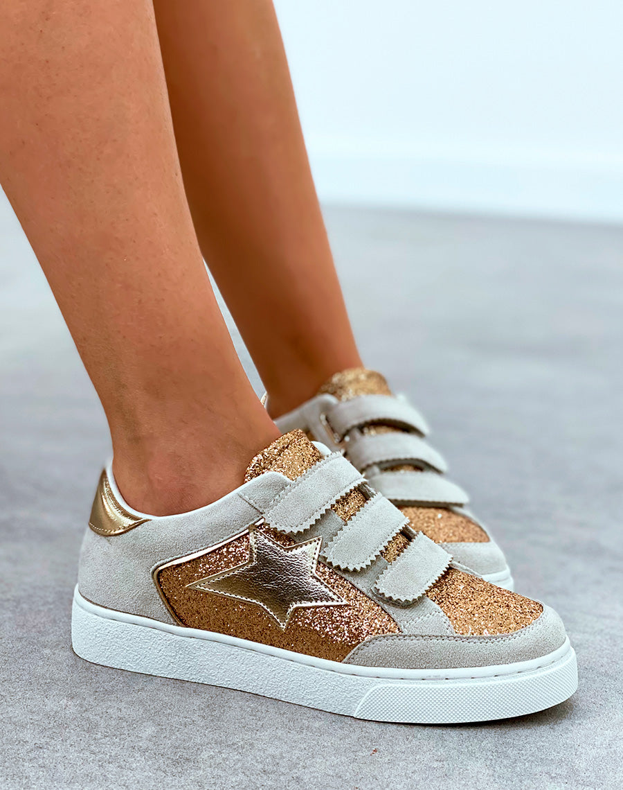 Baskets femme dorée à empiècements et détail étoile à scratch