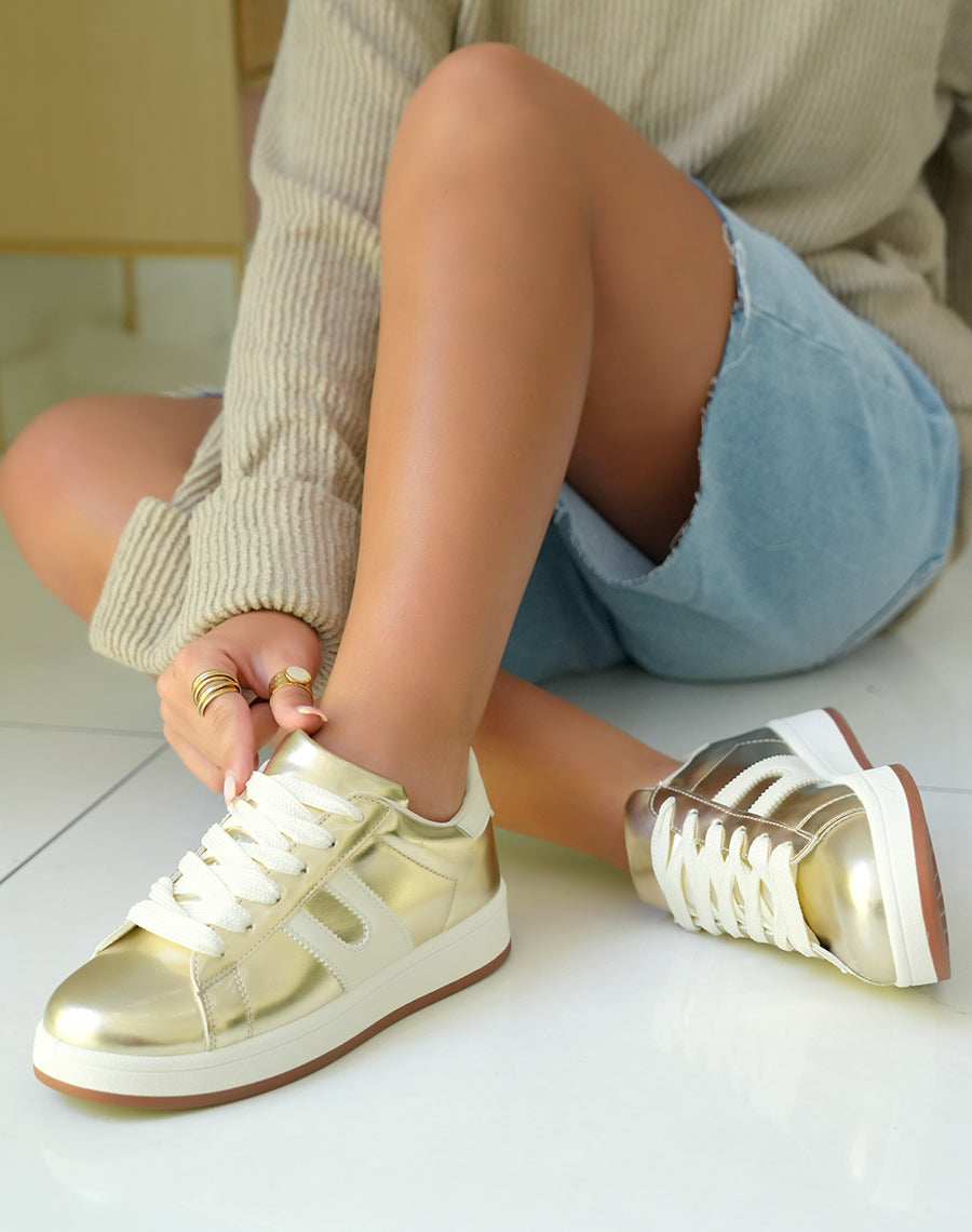 Baskets femme dorées et blanches tendance