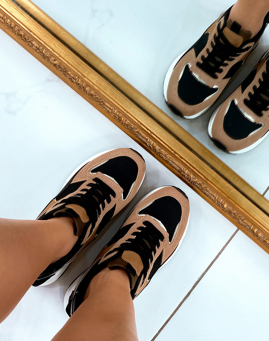 Baskets femme noires avec empiècements taupe et dorés