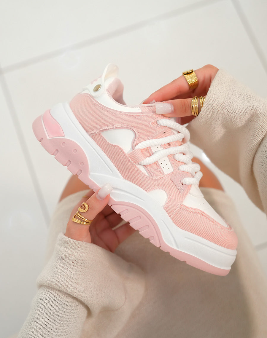 Baskets femme rose et blanche tendance effet déchiré à lacets corde
