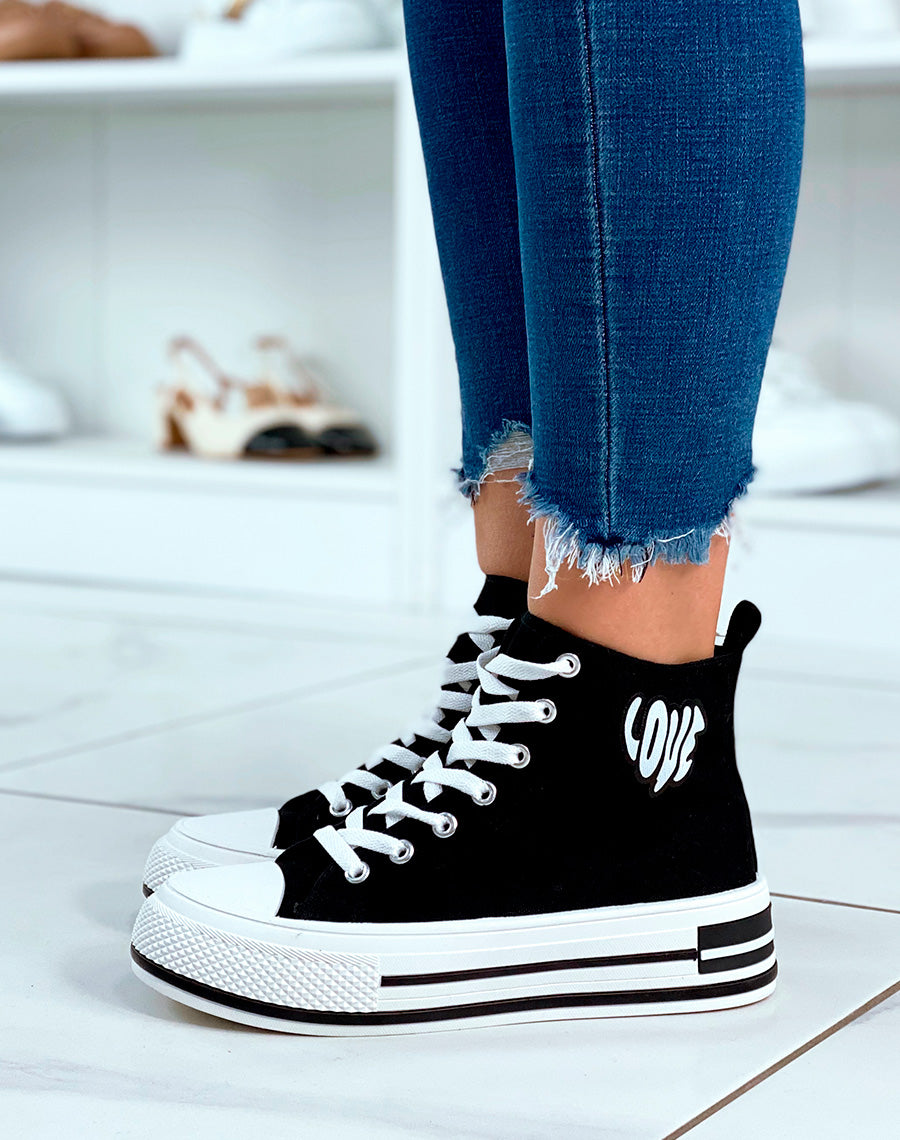 Baskets femmes en toiles noires et à inscription Love