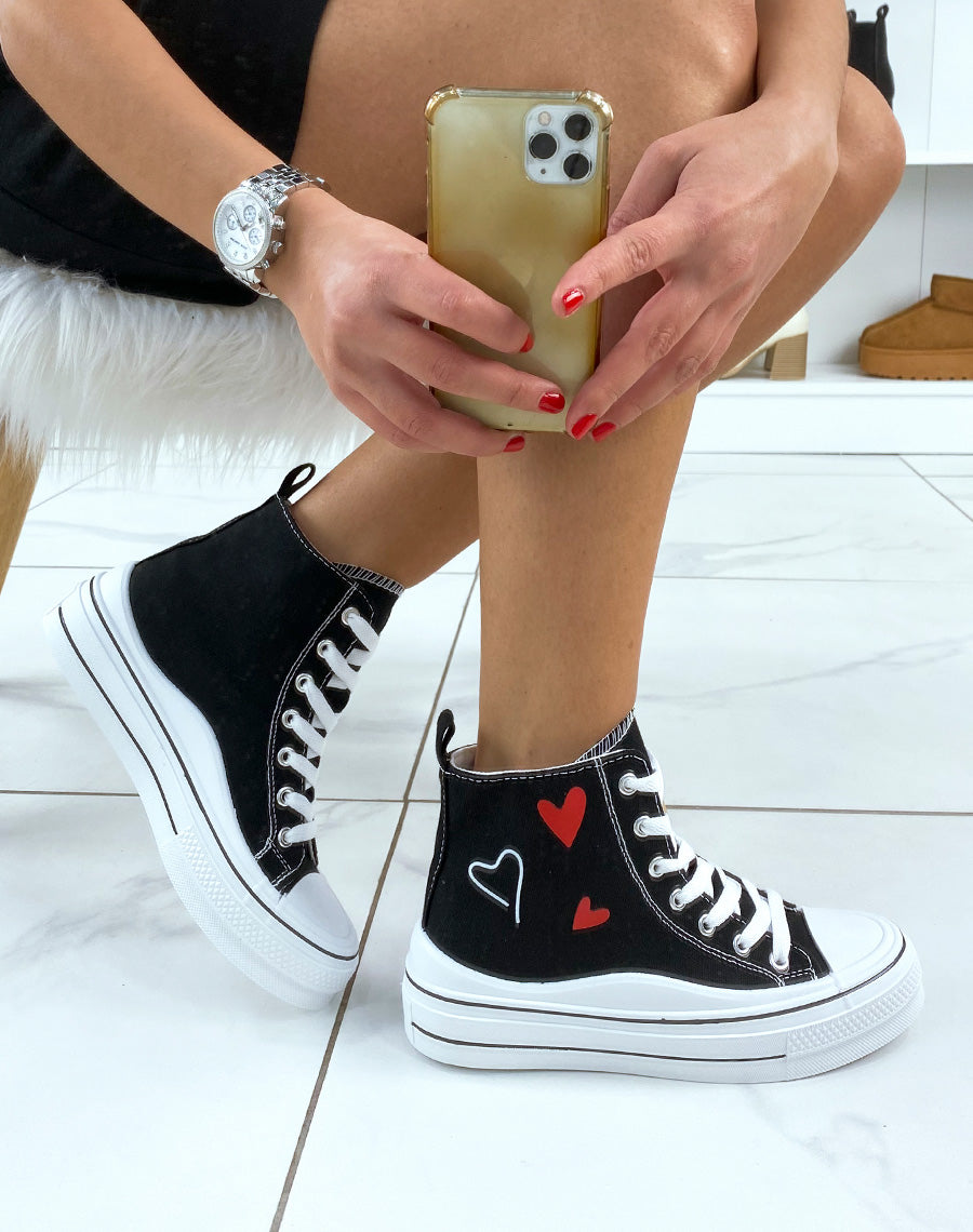 Baskets hautes noires à motifs