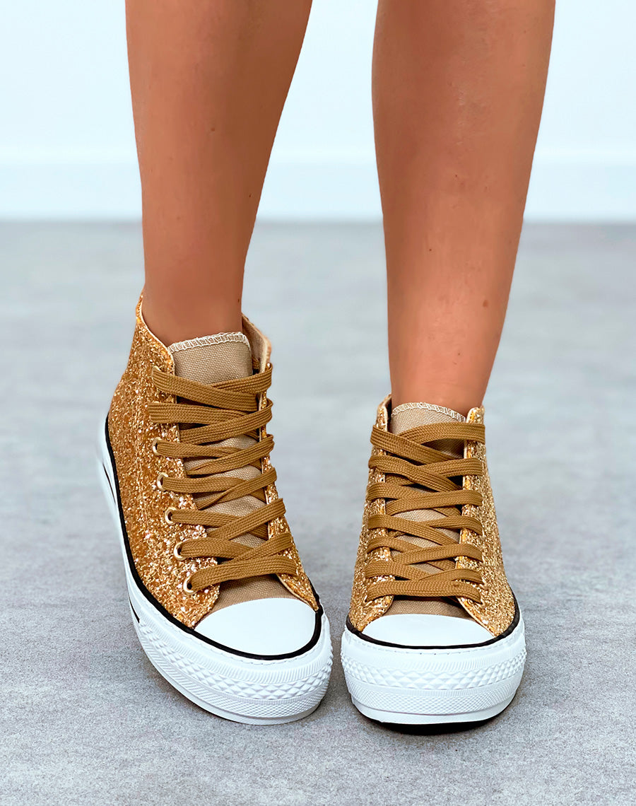 Baskets montantes dorées pailletées à lacets camel