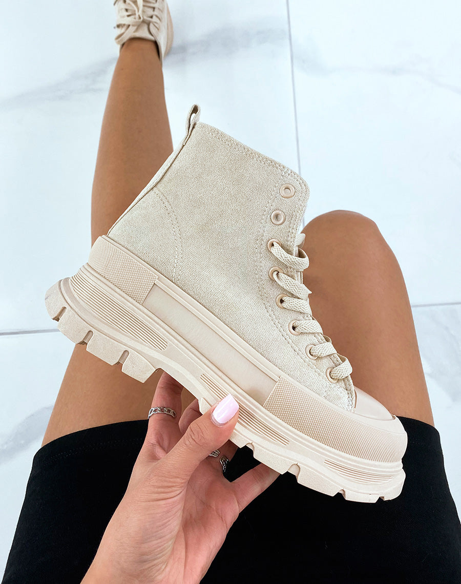 Baskets montantes en suédine beige à semelle XXL