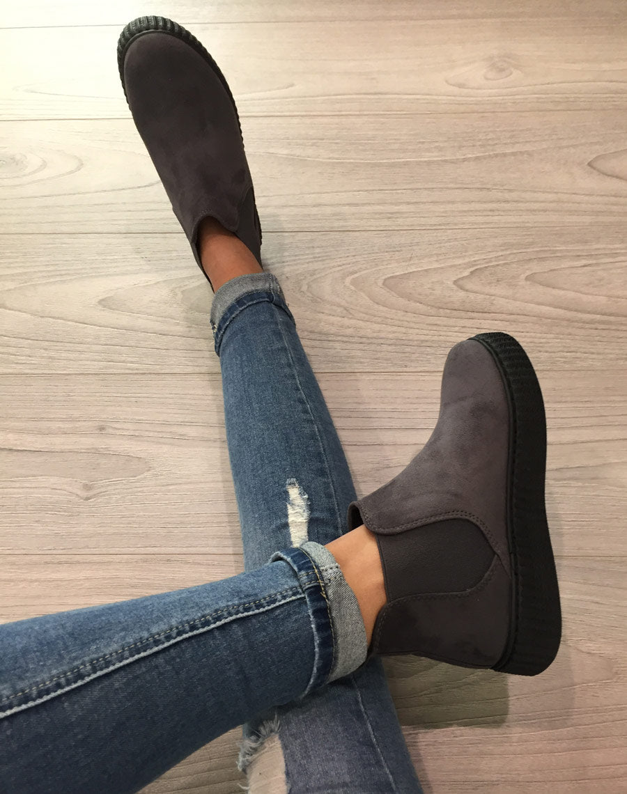 Baskets montantes en suédine grises