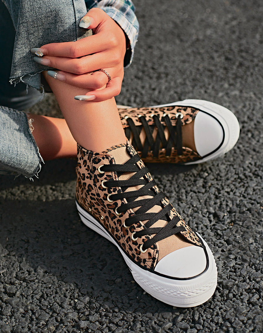 Baskets montantes en toile à motifs léopards