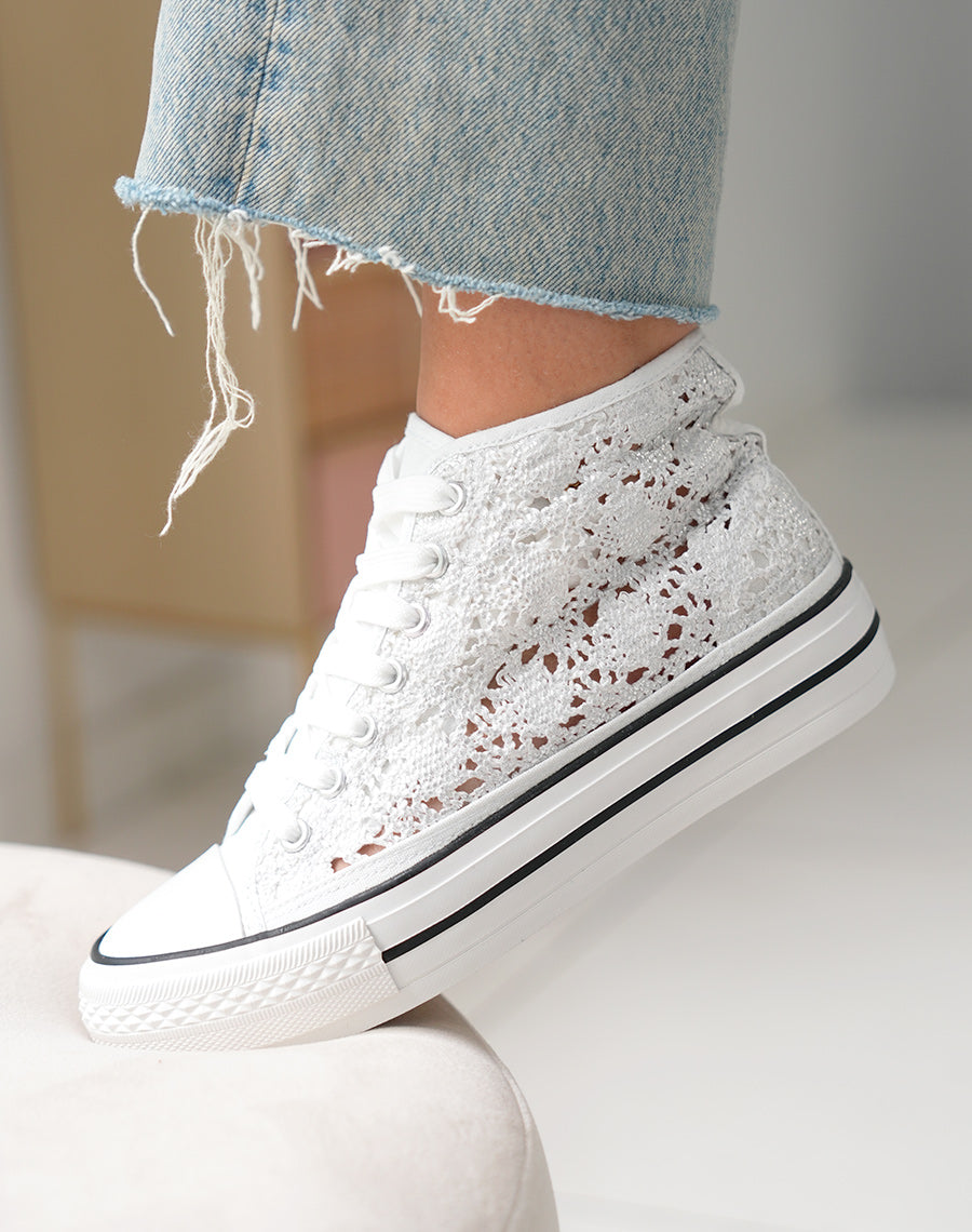 Baskets montantes femme argentées pailletées avec effet crochet et plateforme à liseré noir
