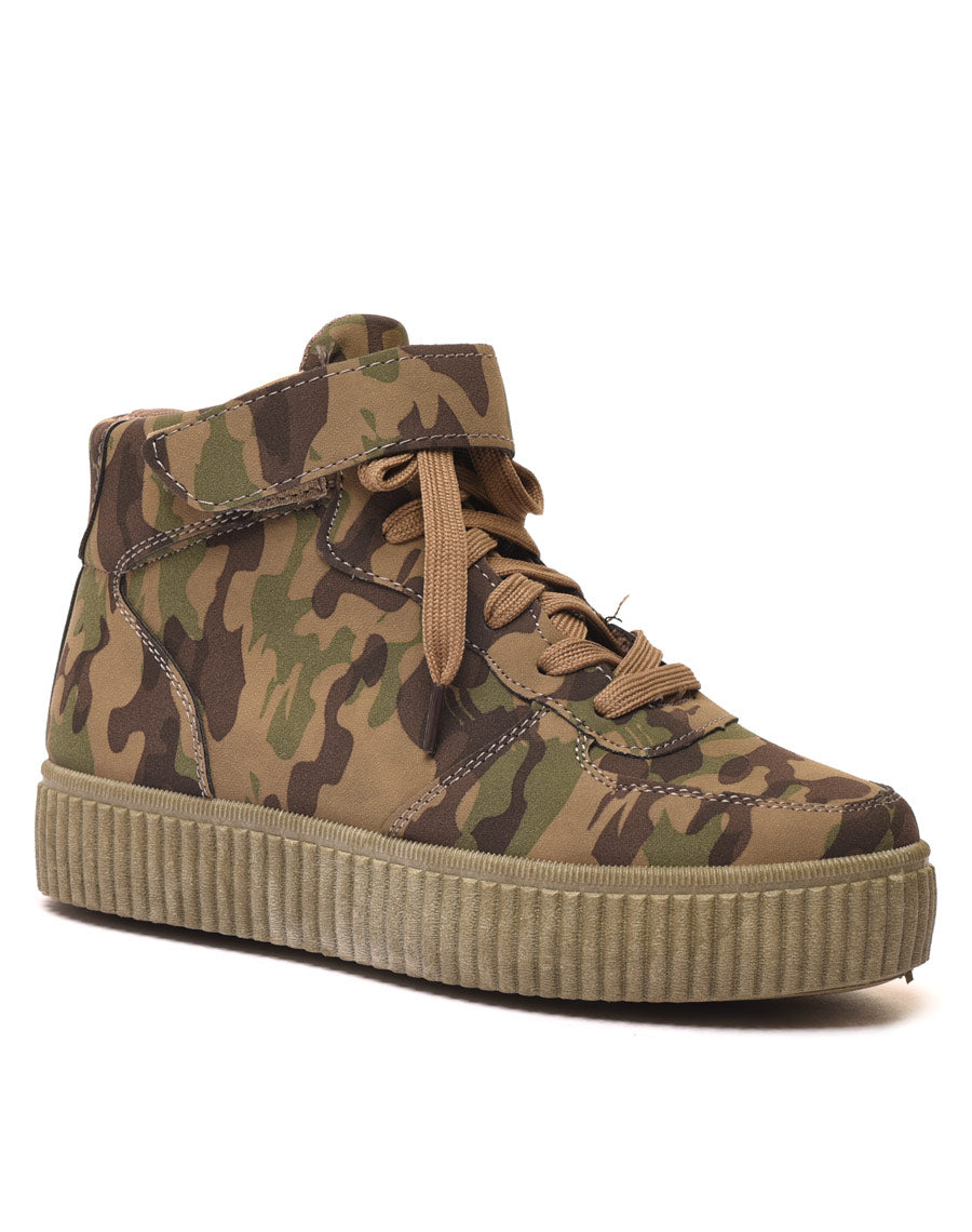 Baskets montantes à lacets en suédine camouflage