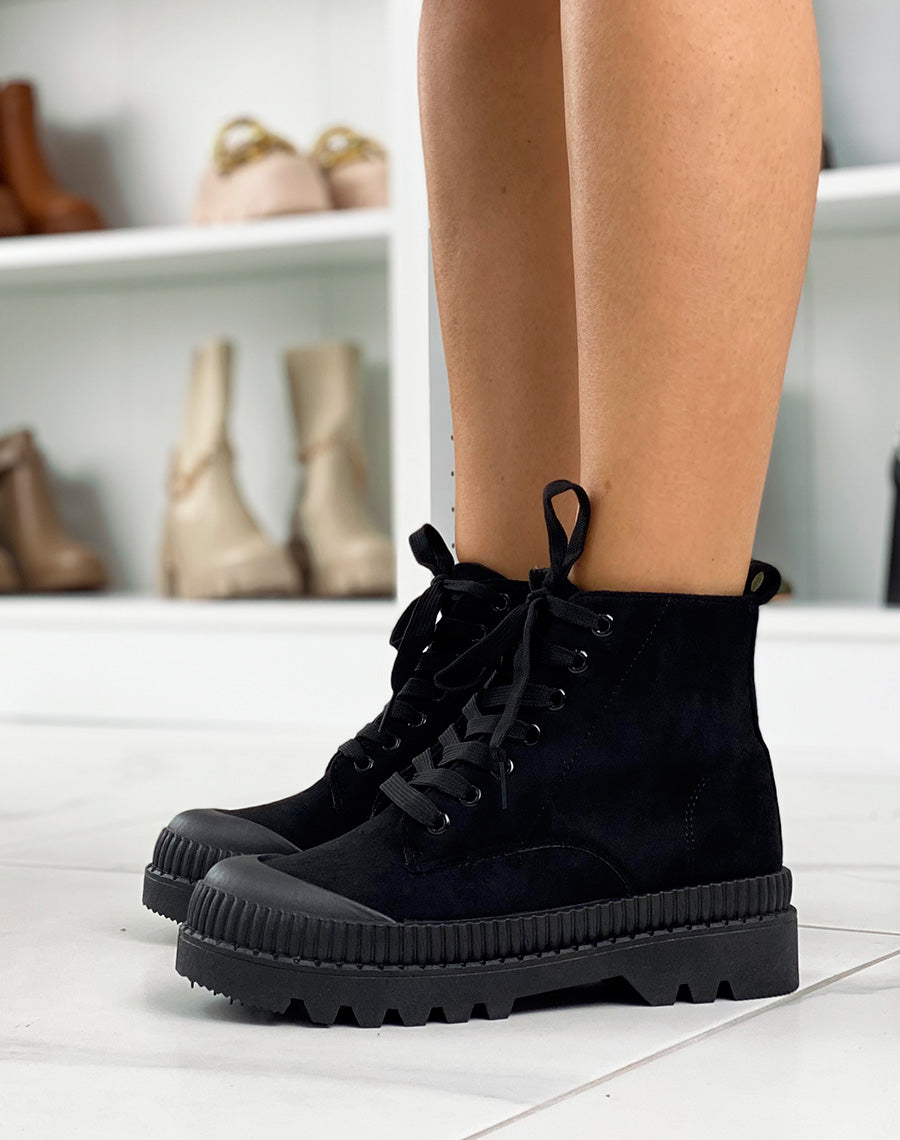 Baskets montantes noires en suédine à semelle épaisse