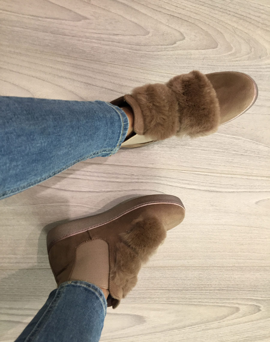 Baskets montantes taupes à moumoute