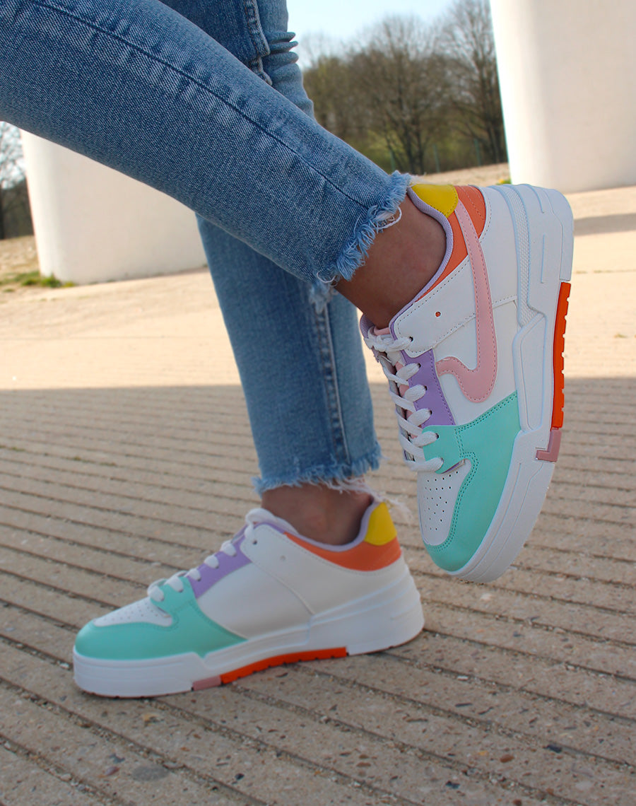Baskets multicolores blanches et vertes