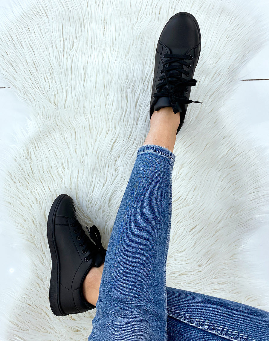 Baskets noires