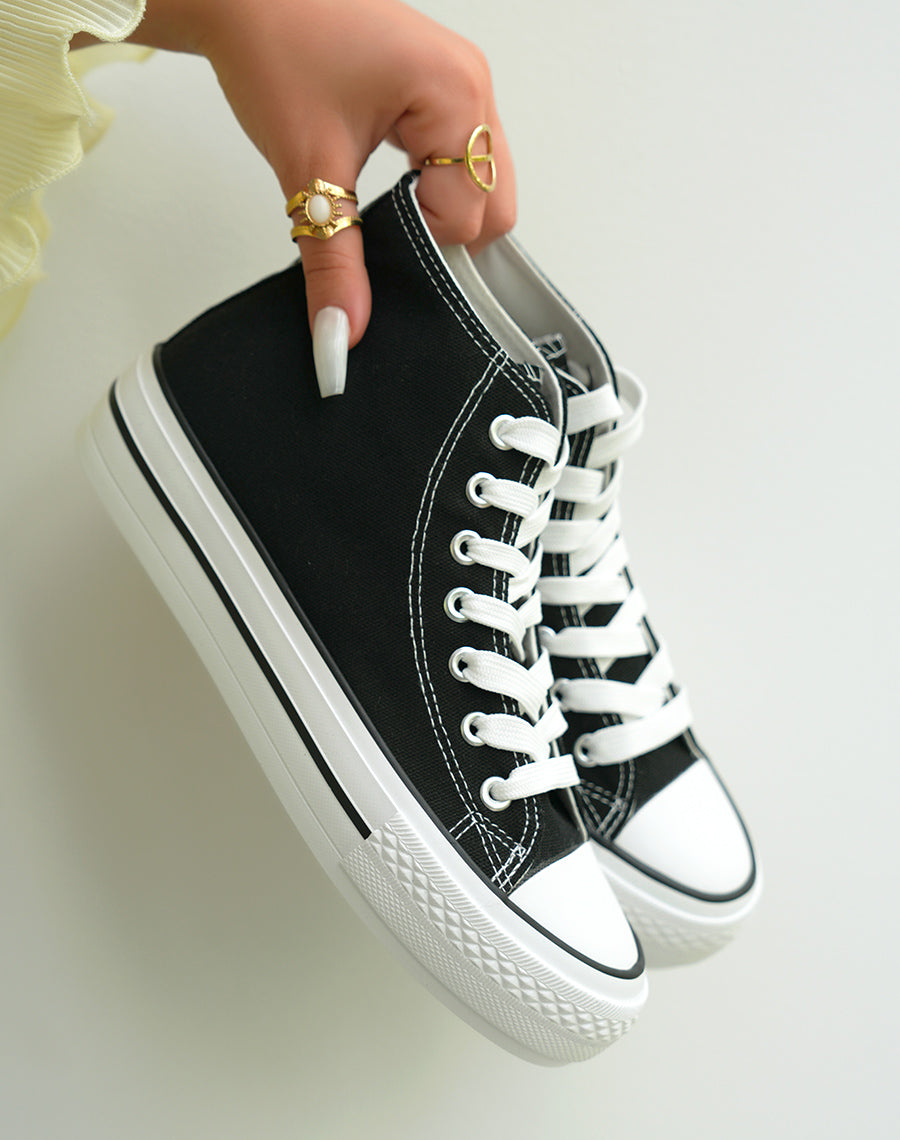 Baskets noires en toile montantes