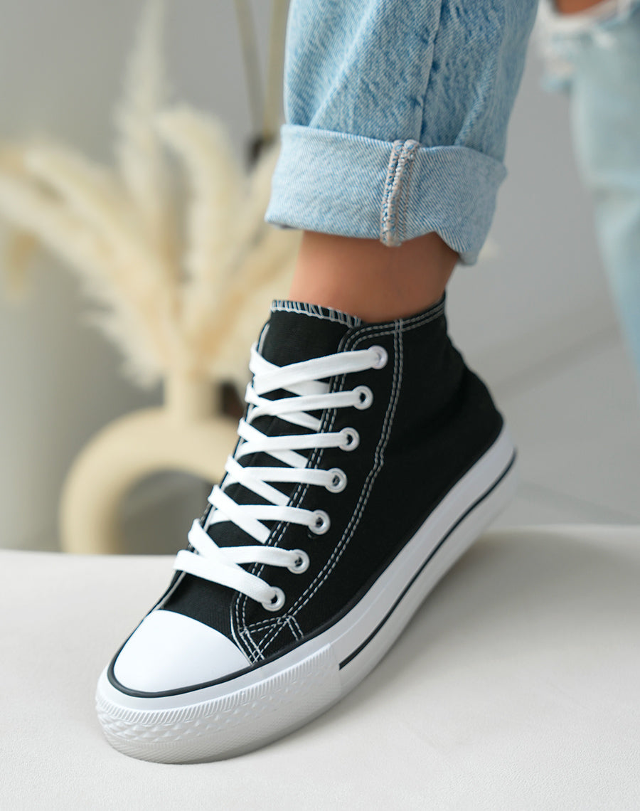 Baskets noires en toile montantes