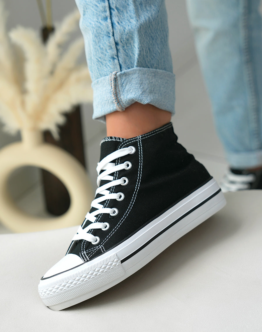 Baskets noires en toile montantes