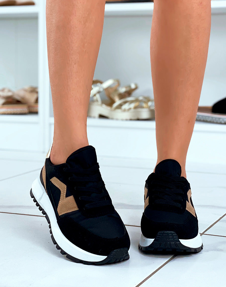 Baskets noires et marrons avec empiècement doré