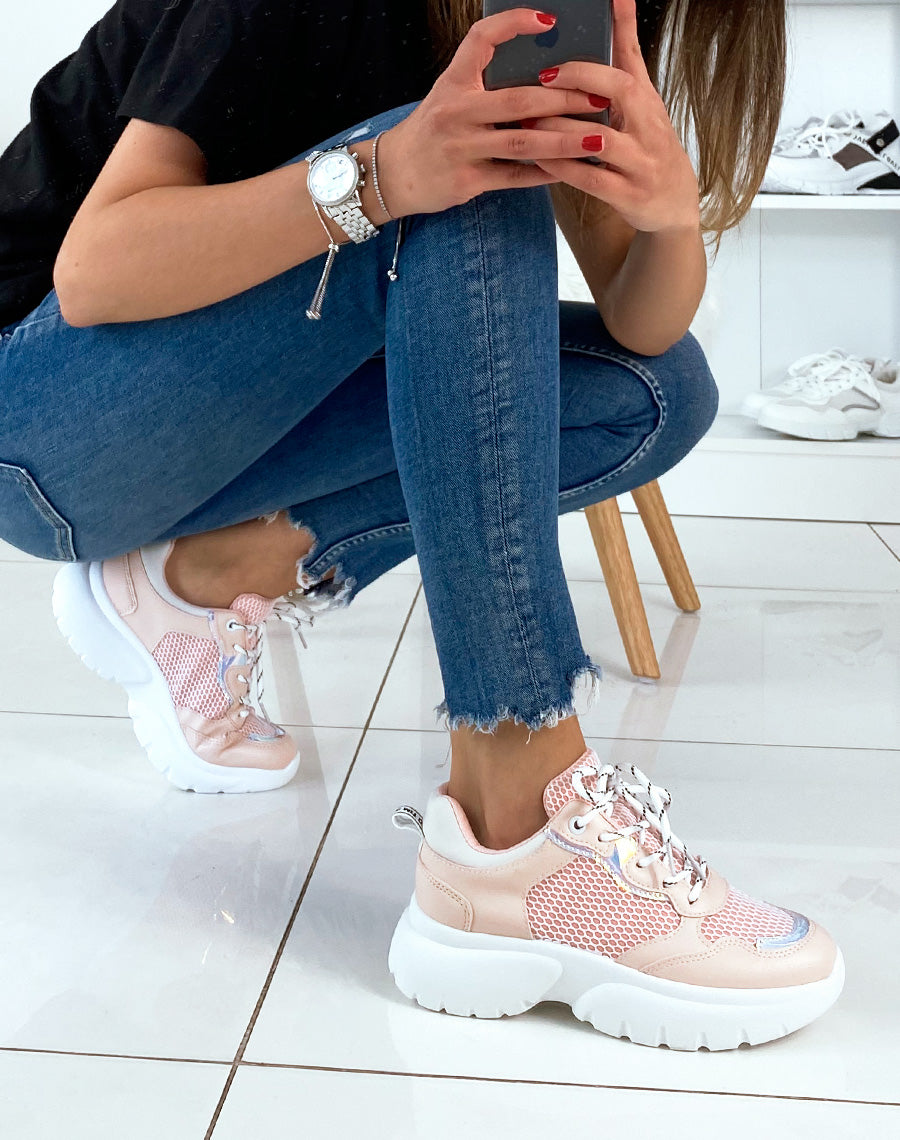 Baskets pink détail holographique