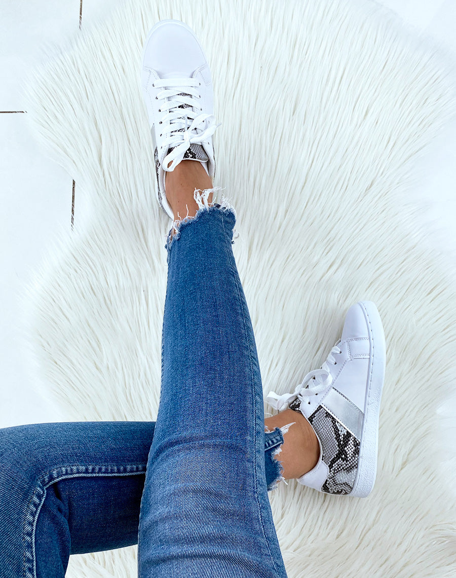 Baskets plates blanches et à motif serpent