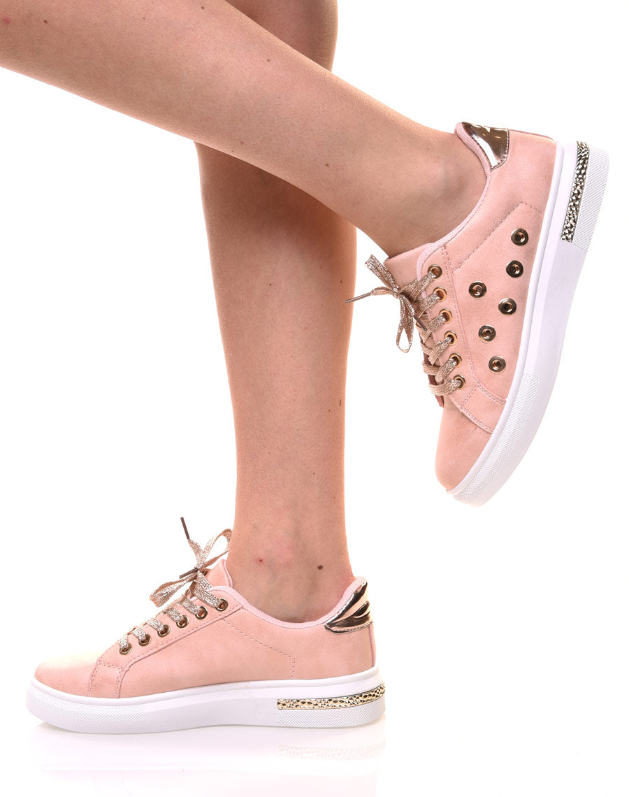 Baskets roses à œillets