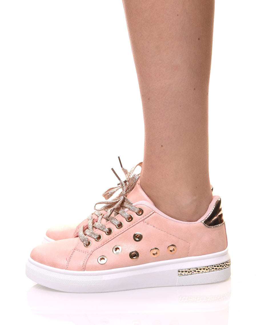 Baskets roses à œillets