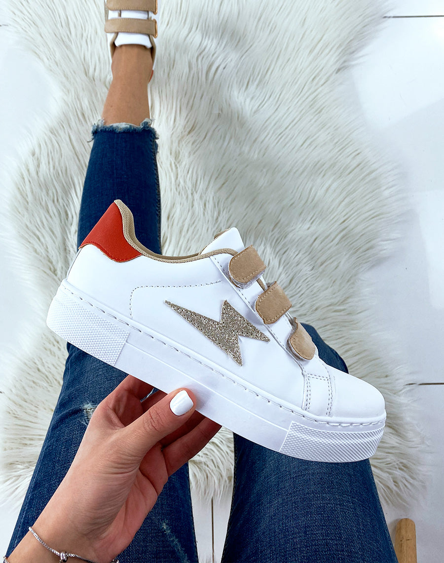 Baskets à scratch et à empiècements nude