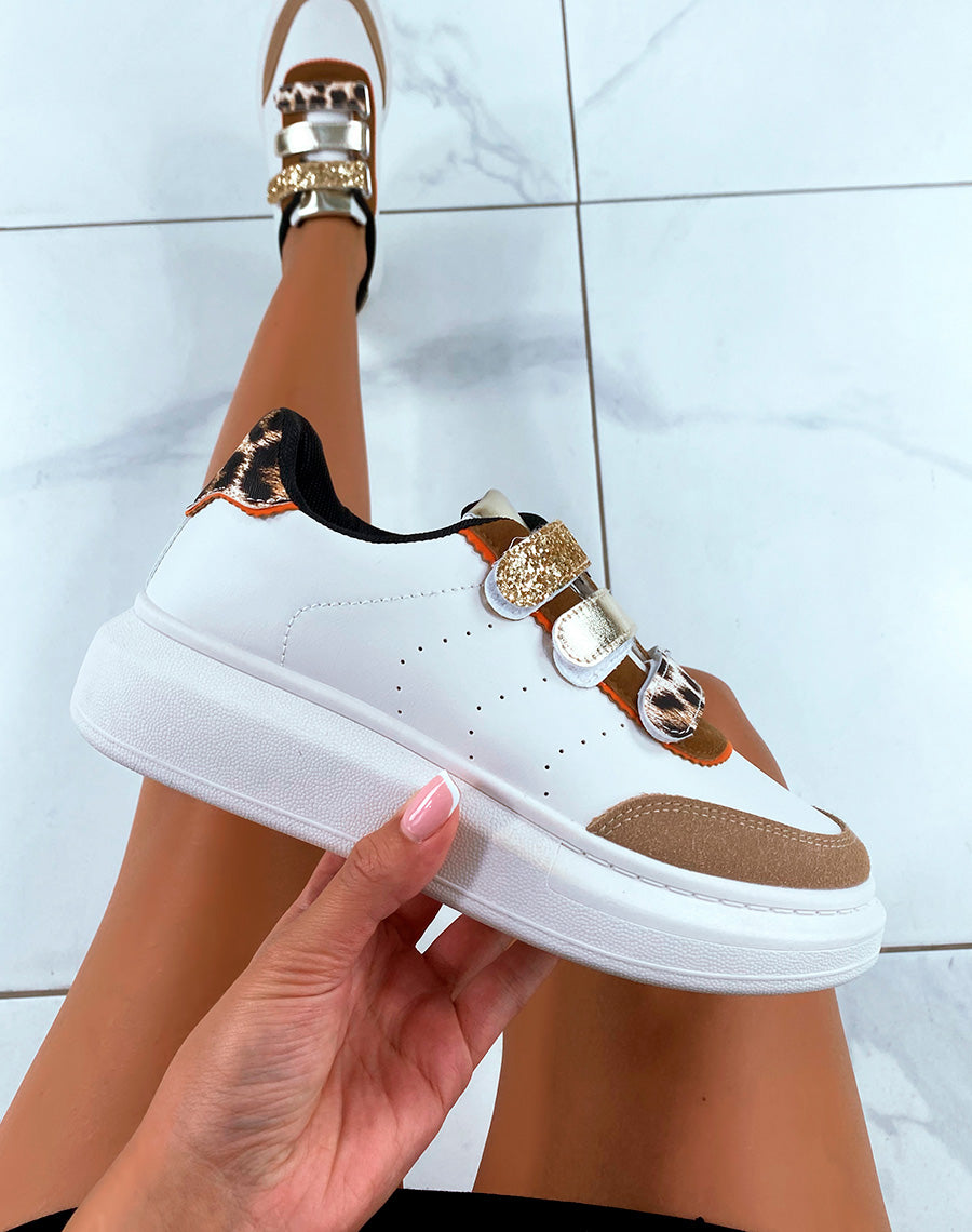 Baskets à Scratch Tricolores : Un Twist Classique