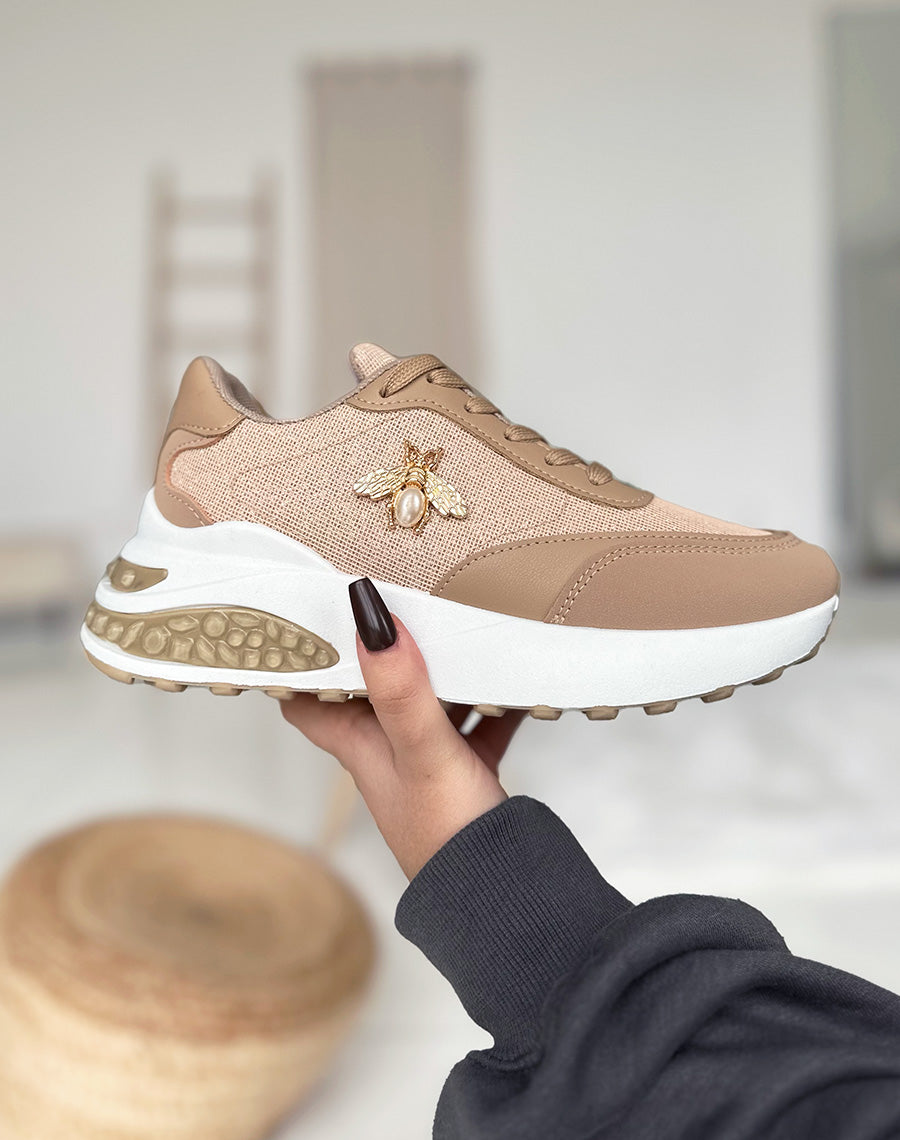 Baskets taupe pailleté à détail en forme d’abeille