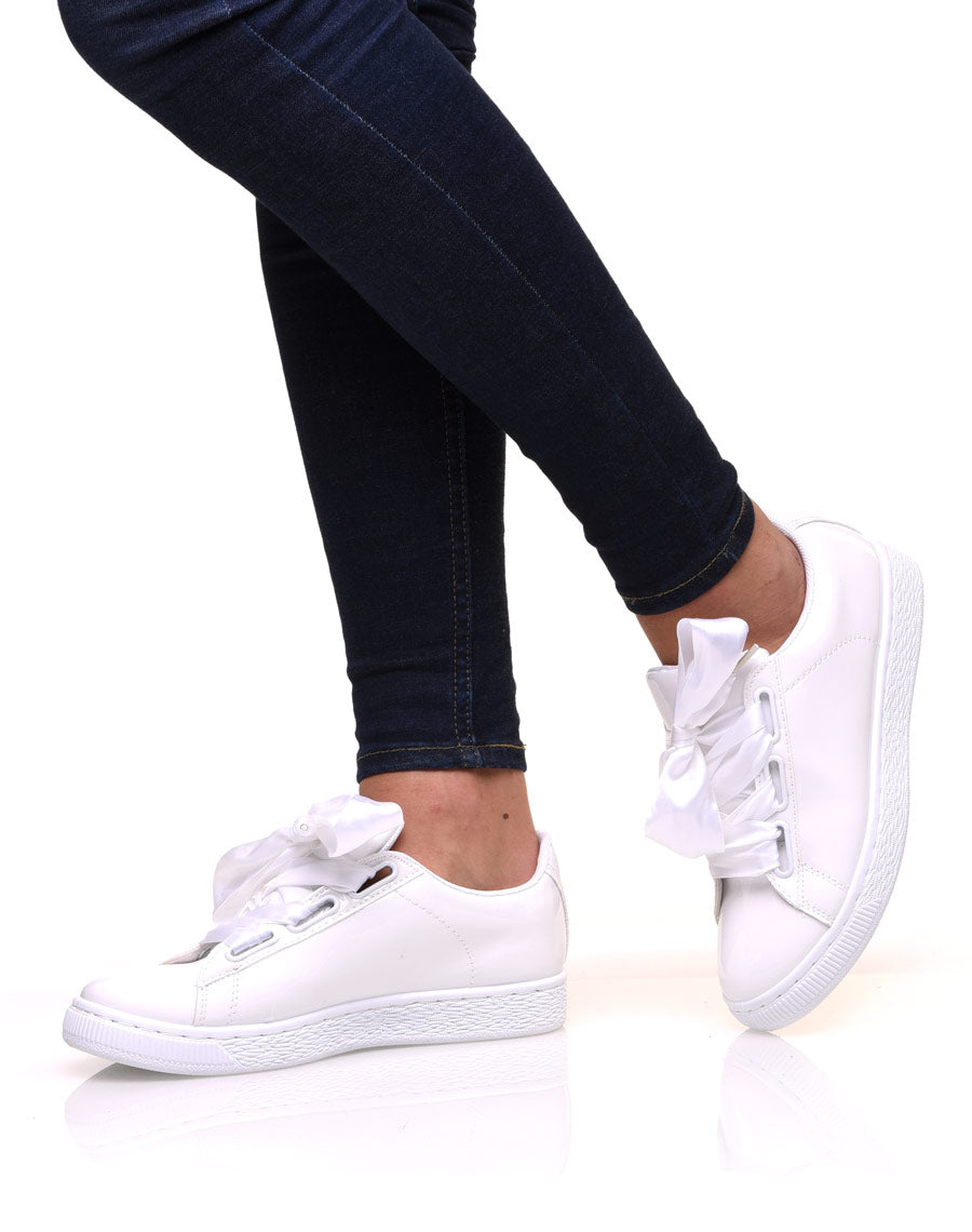 Baskets vernis blanches