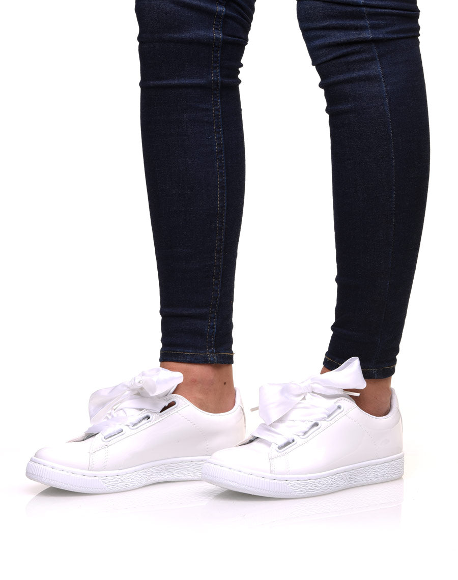 Baskets vernis blanches