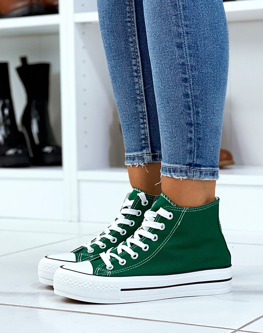 Baskets vertes en toile montantes