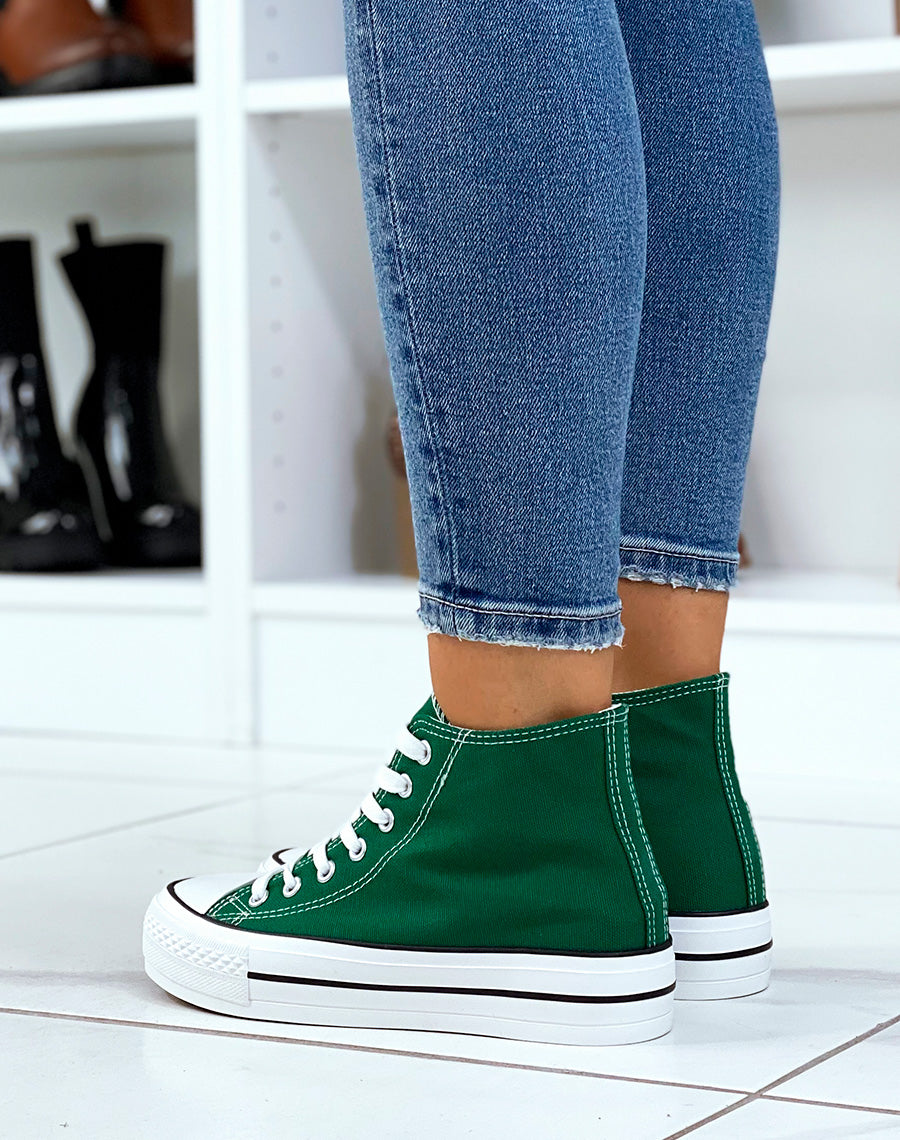 Baskets vertes en toile montantes