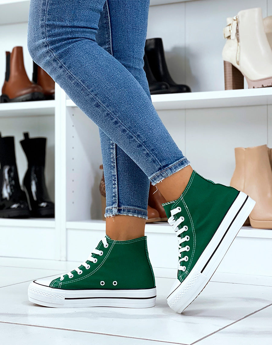 Baskets vertes en toile montantes