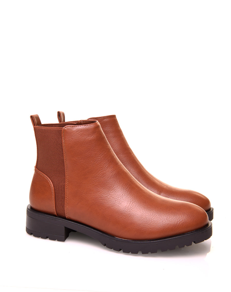 Boots camel plate à bout arrondi