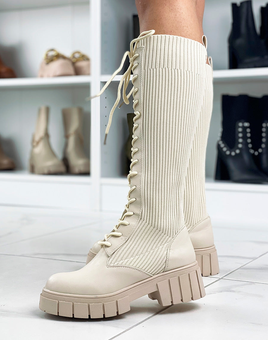 Bottes beiges effet chaussette à lacets