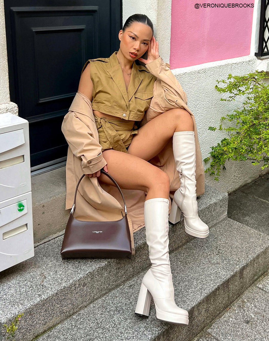 Bottes beiges effet mat à talon épais