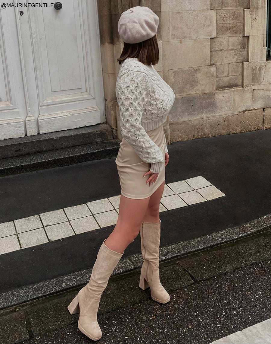 Bottes beiges en suédine à talon épais asymétrique