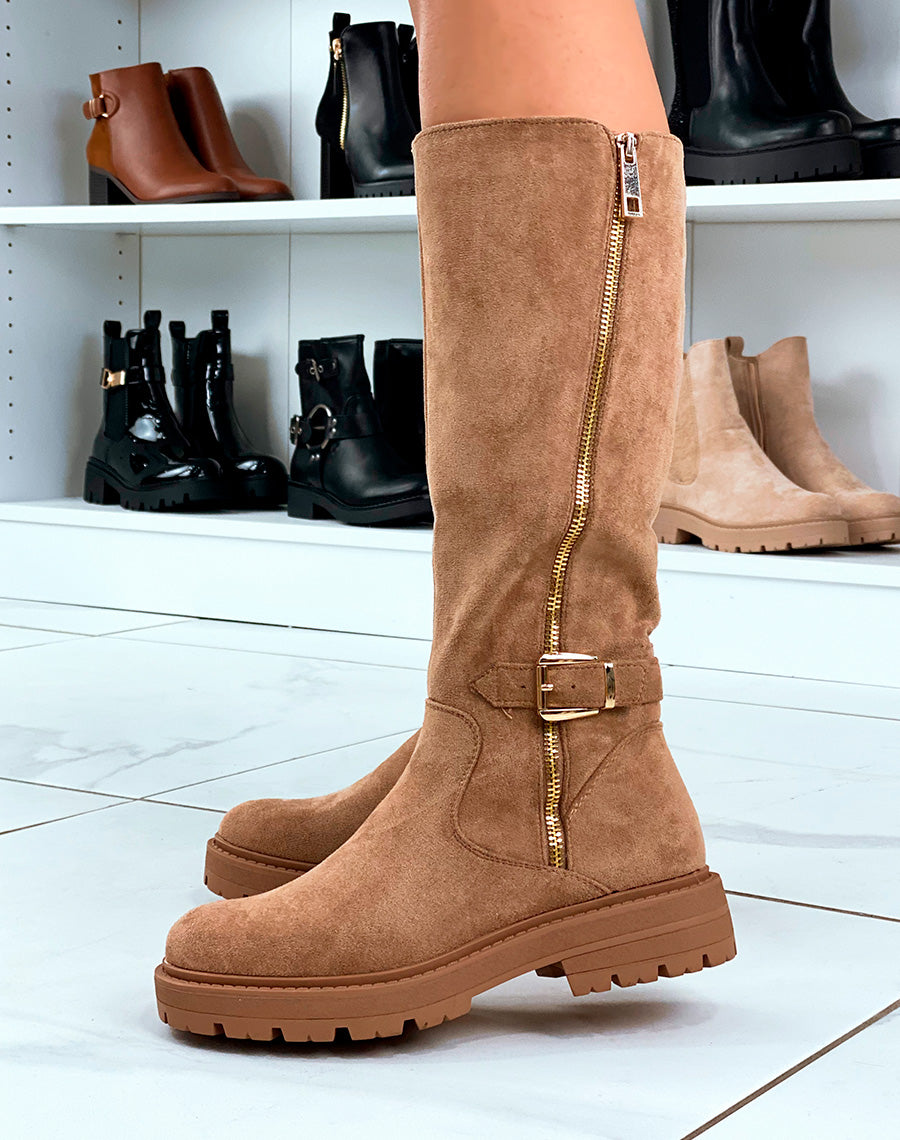 BOTTES CAMEL EN SUÉDINE AVEC ZIP DORÉE