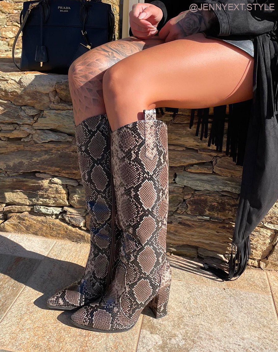 Bottes effet python à talon style santiags