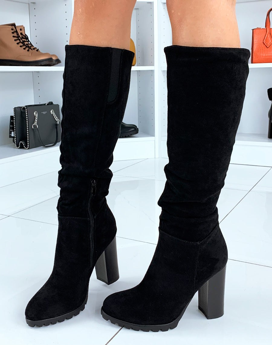 Bottes en suédine noire à talon