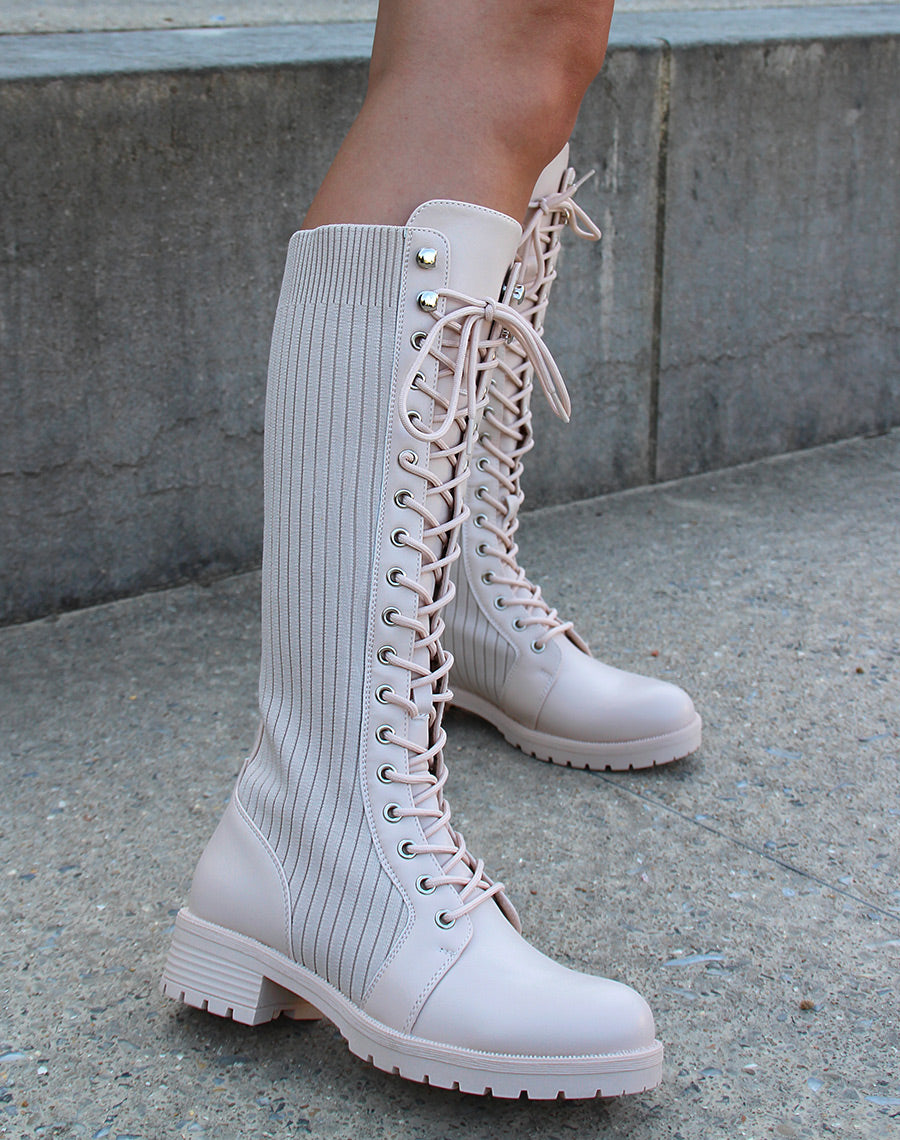 Bottes hautes beiges effet chaussette