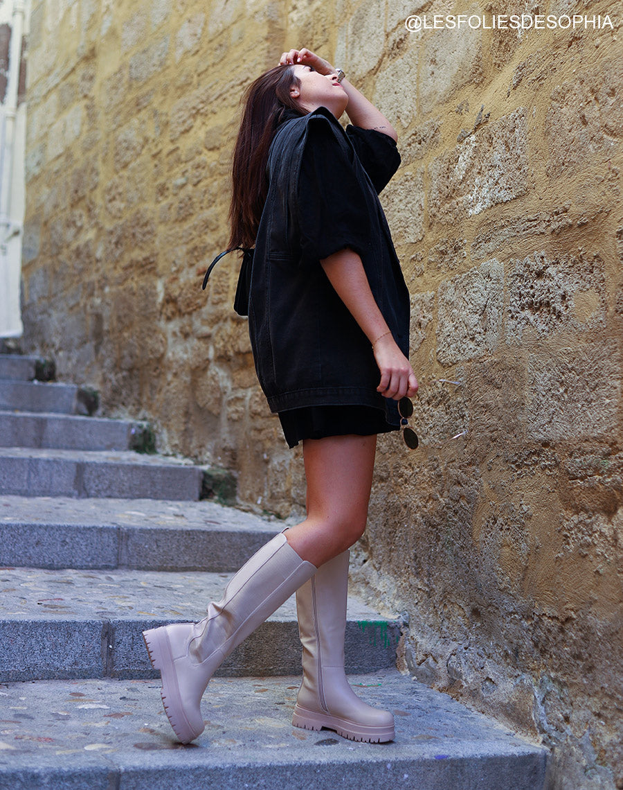 Bottes hautes beiges style chelsea