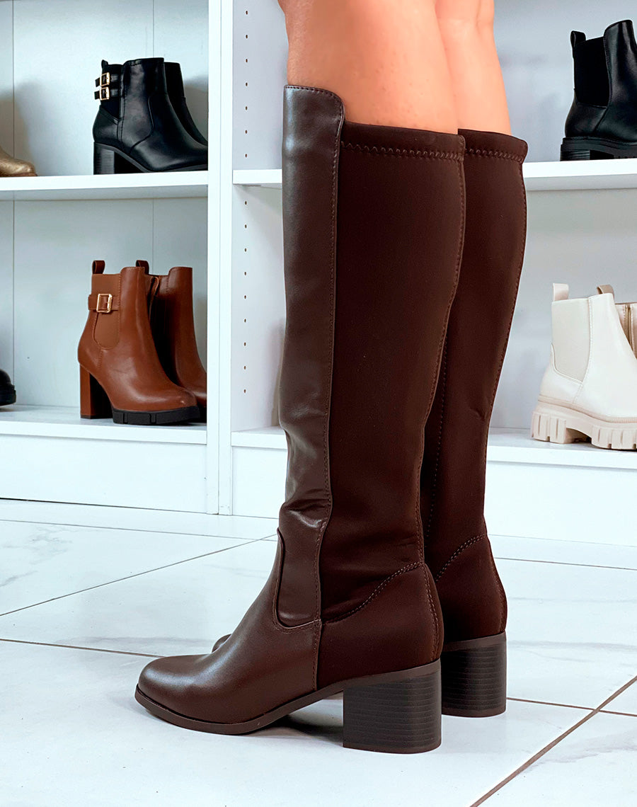 Bottes marron foncées à petits talons bi-matière