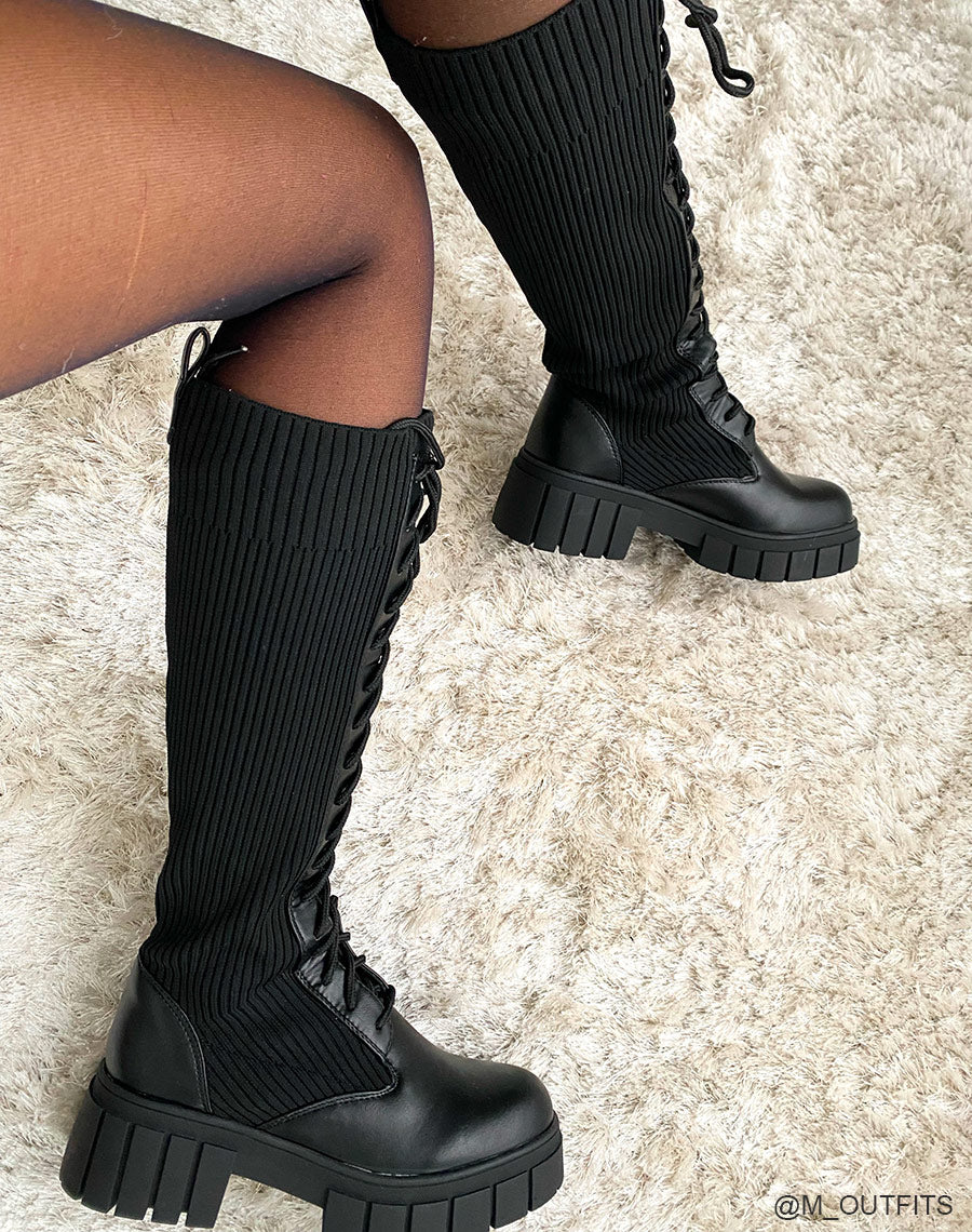 Bottes noires effet chaussette à lacets