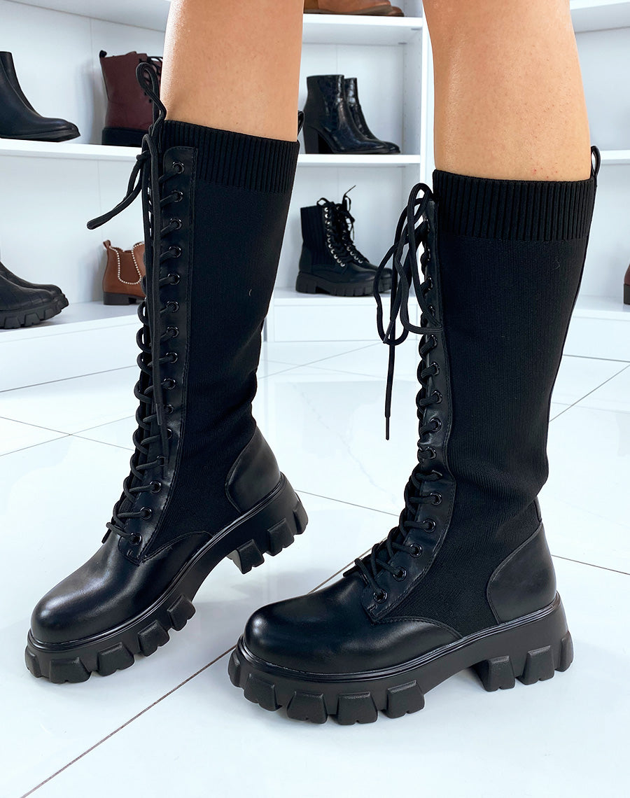 Bottes noires lacées façon chaussette à semelles crantées
