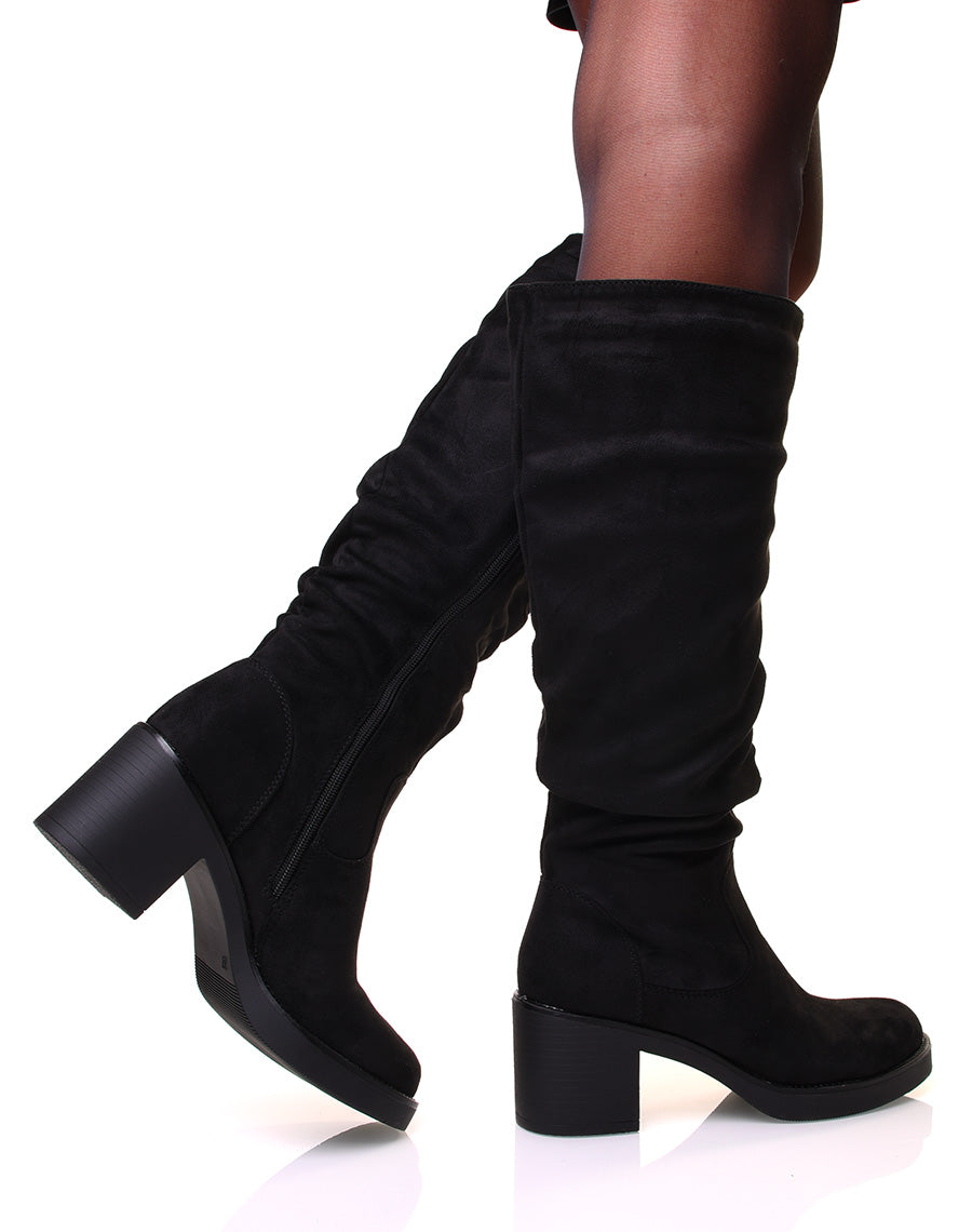 Bottes noires plissé en suédine