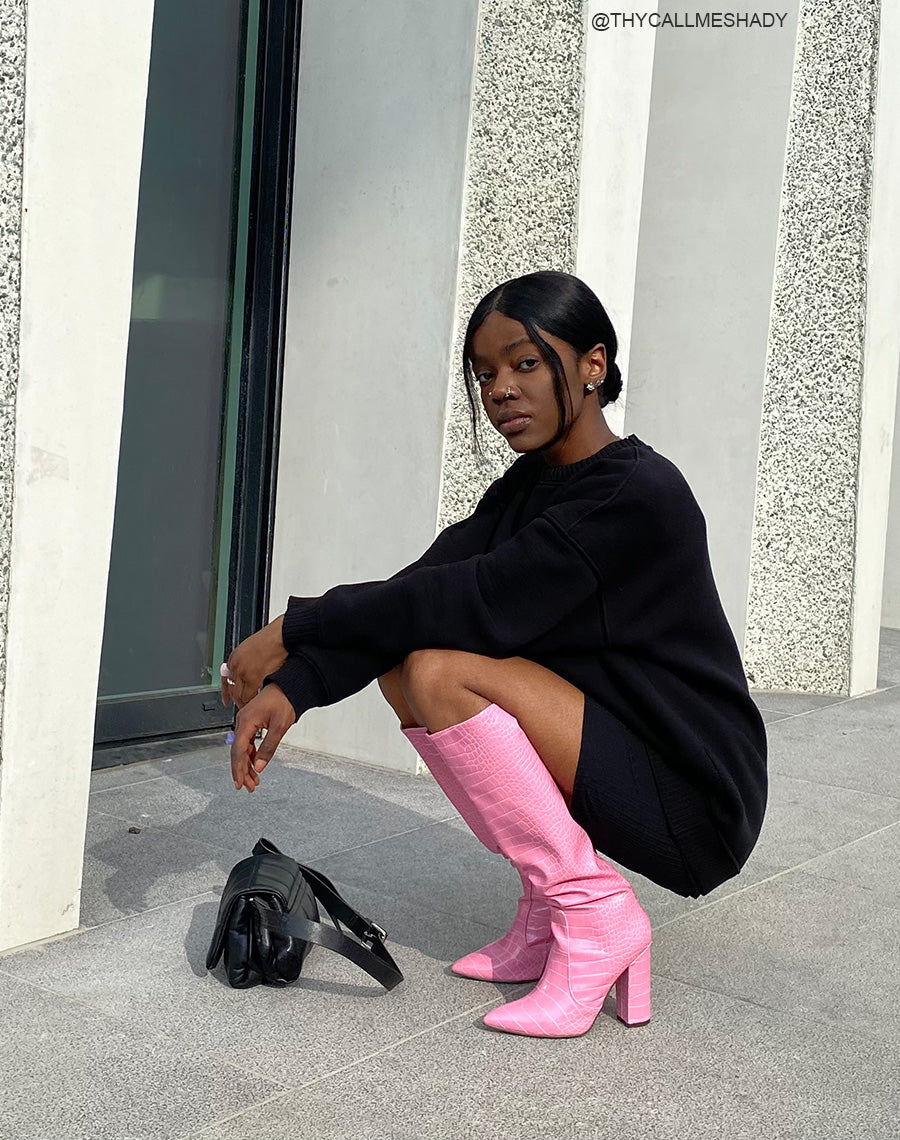 Bottes roses pointues effet croco à talon